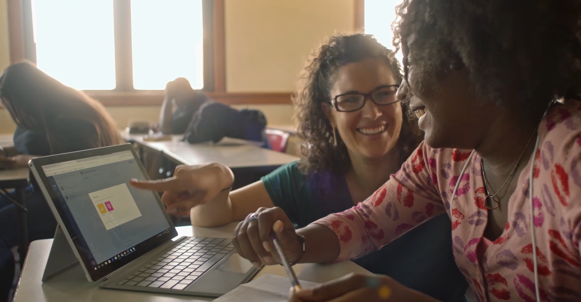 Anmeldelse av Microsoft Teams