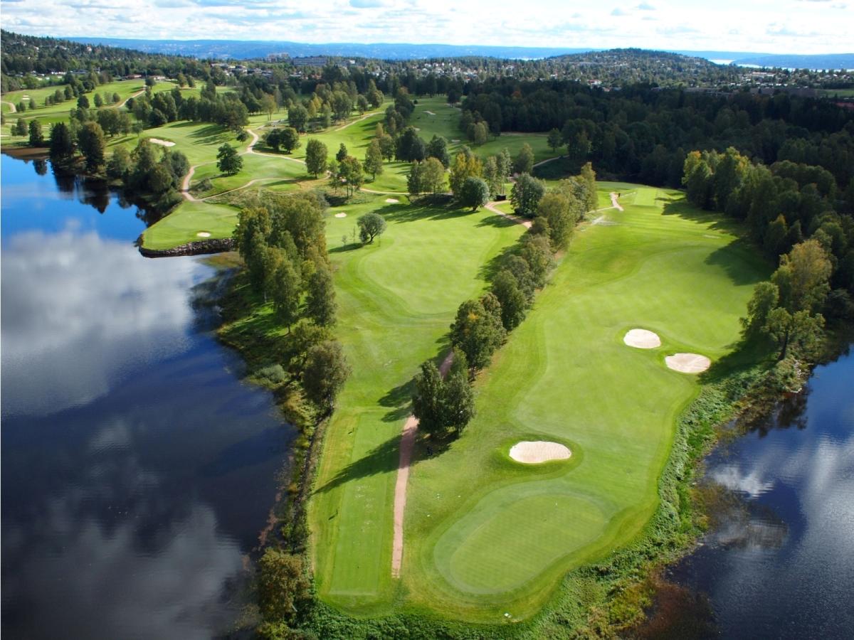 Er golf kun for gamle rikinger?