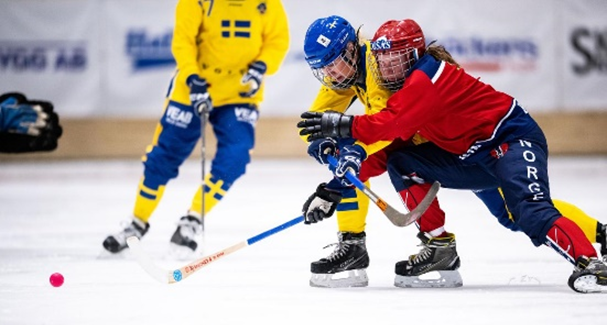 “Ikke noe sportslig verdi å sende damene til bandy-VM»